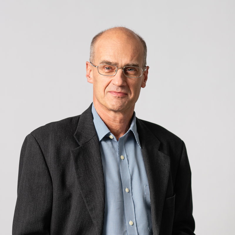  Robert Raschman