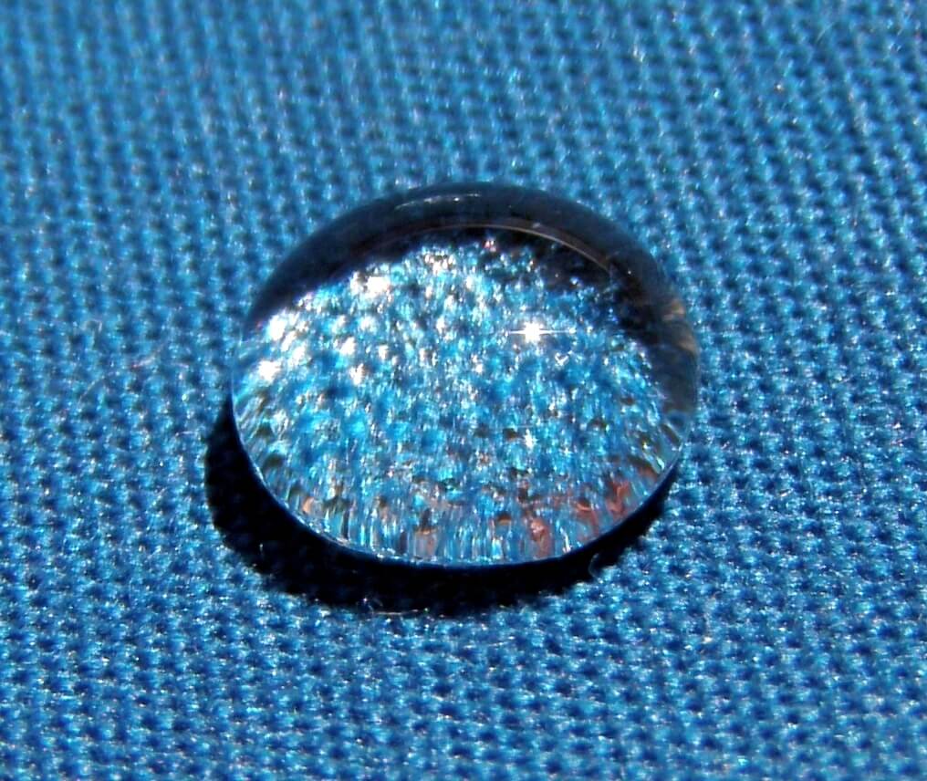  a_water_droplet_dwr-coated_surface2_edit1.jpg